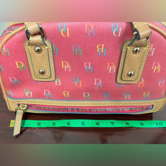 Dooney & Bourke  Vintage Y 2k Rainbow Signature Zipper Medium Handbag RARE EUC - Picture 10 of 16